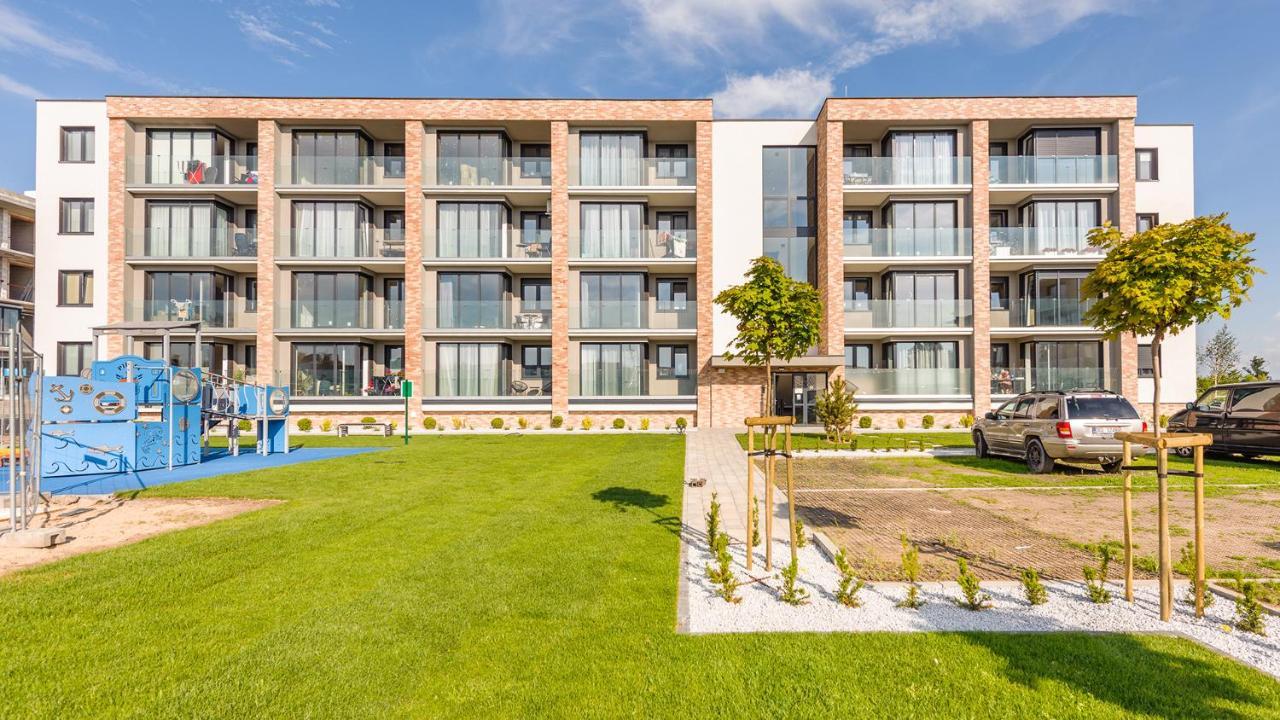 Apartament Modern Z 1 Sypialnia 2 F Perlowa Przystan - Holiday City Apartment Kolobrzeg Exterior photo